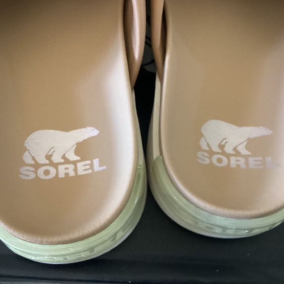 SOREL Viibe Crisscross Slide Sandals, size 8.5 - Picture 5 of 10
